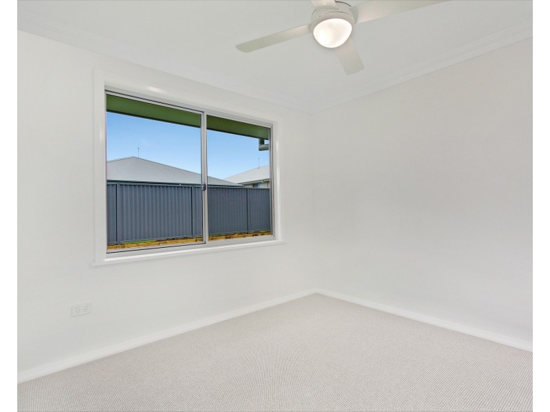 5 Antilles Way, Lake Cathie NSW 2445