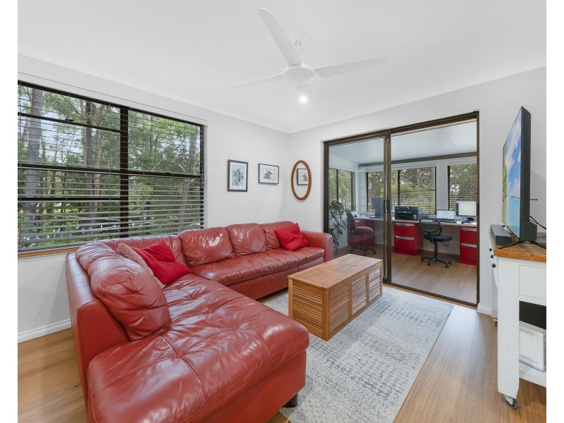2 Waterview Crescent, West Haven NSW 2443