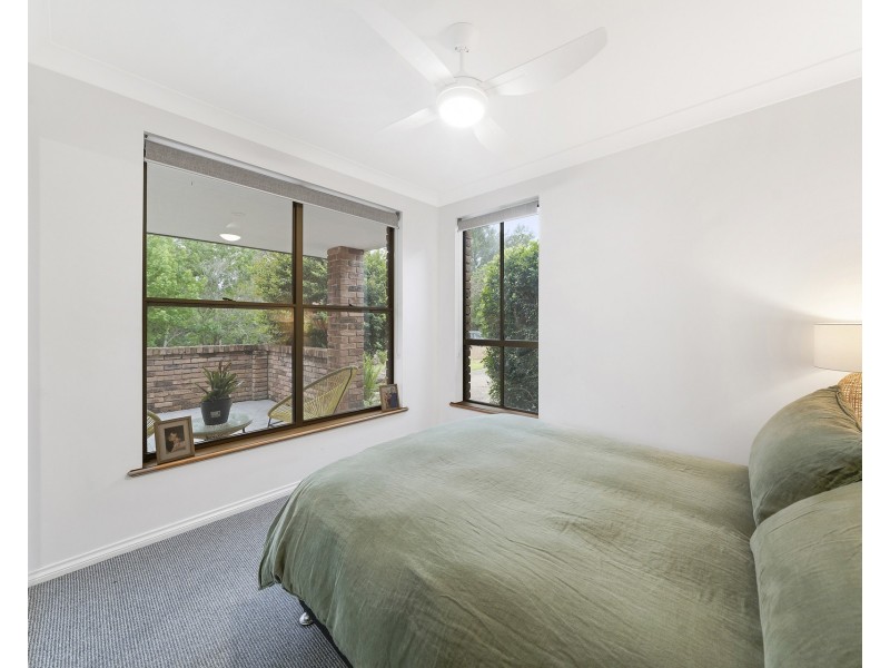 2 Waterview Crescent, West Haven NSW 2443