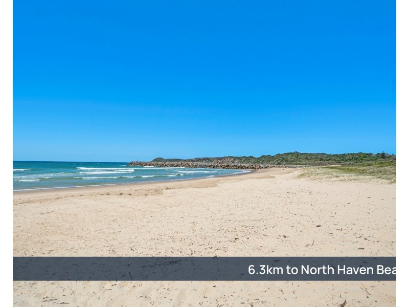 2 Waterview Crescent, West Haven NSW 2443
