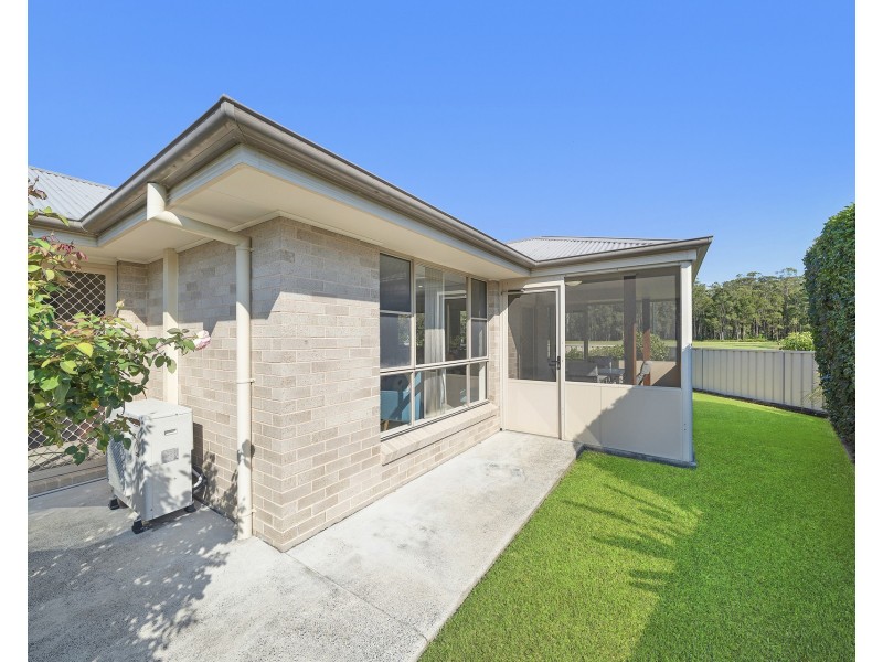 2/5 Bain Place, Bonny Hills NSW 2445