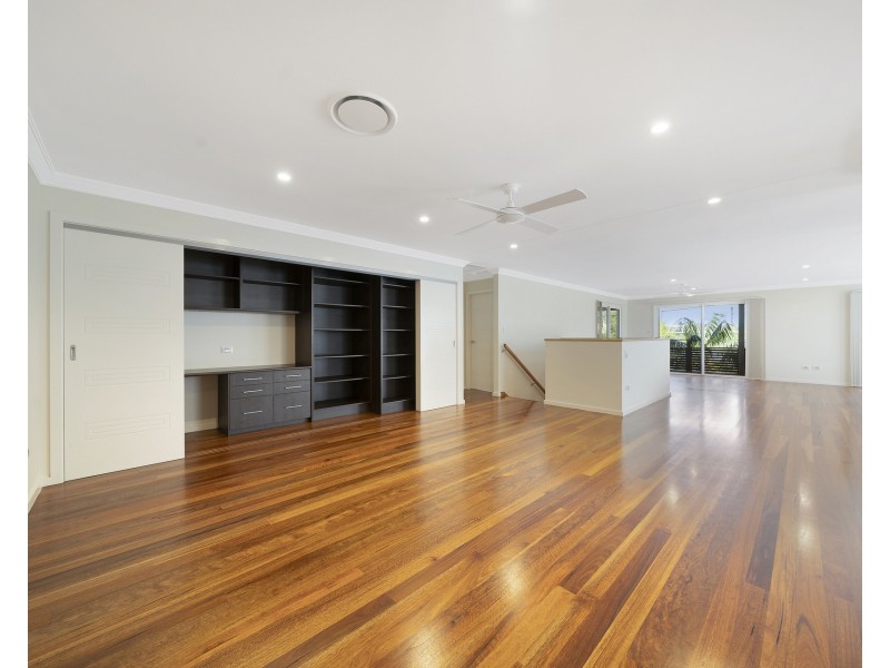 8 Longworth Road, Dunbogan NSW 2443