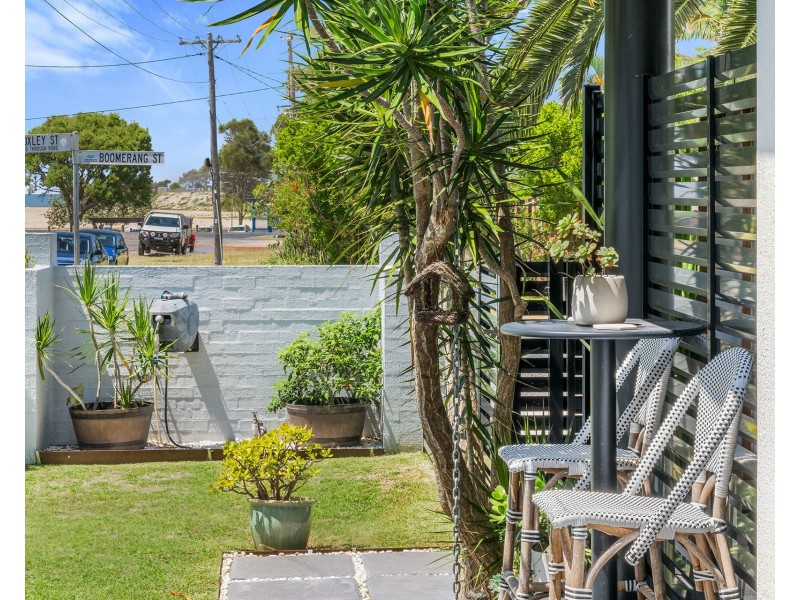 1 Boomerang Street, Lake Cathie NSW 2445