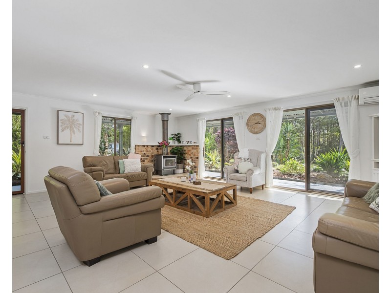 38 Robinsons Access Via Beranghi Road, Crescent Head NSW 2440