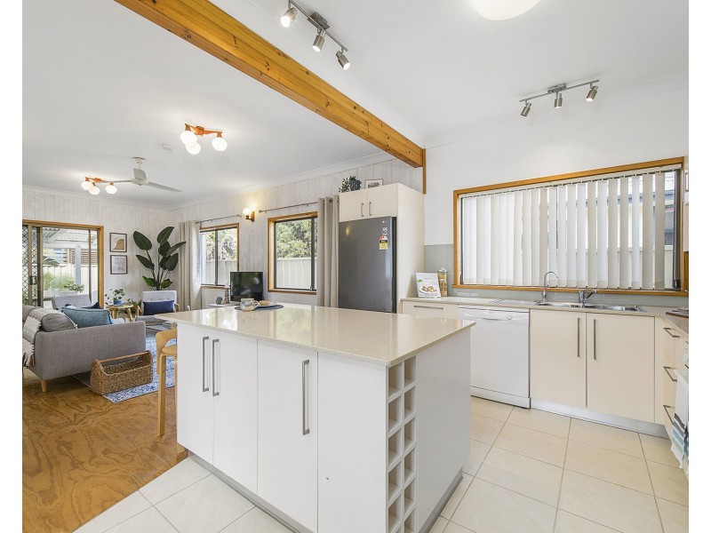 2 Baker Drive, Crescent Head NSW 2440