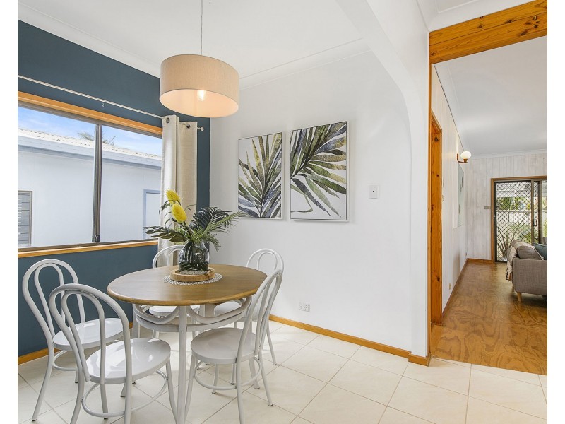 2 Baker Drive, Crescent Head NSW 2440