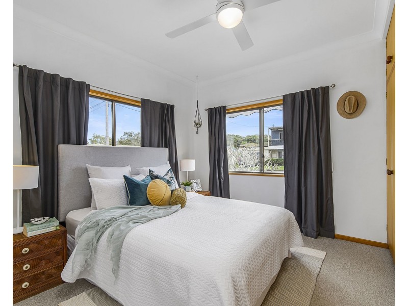 2 Baker Drive, Crescent Head NSW 2440