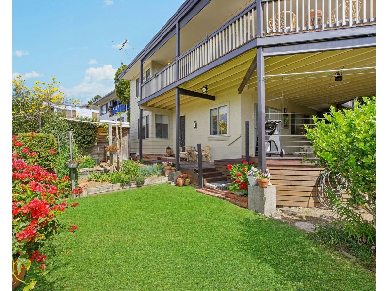 10 Skyline Crescent, Crescent Head NSW 2440