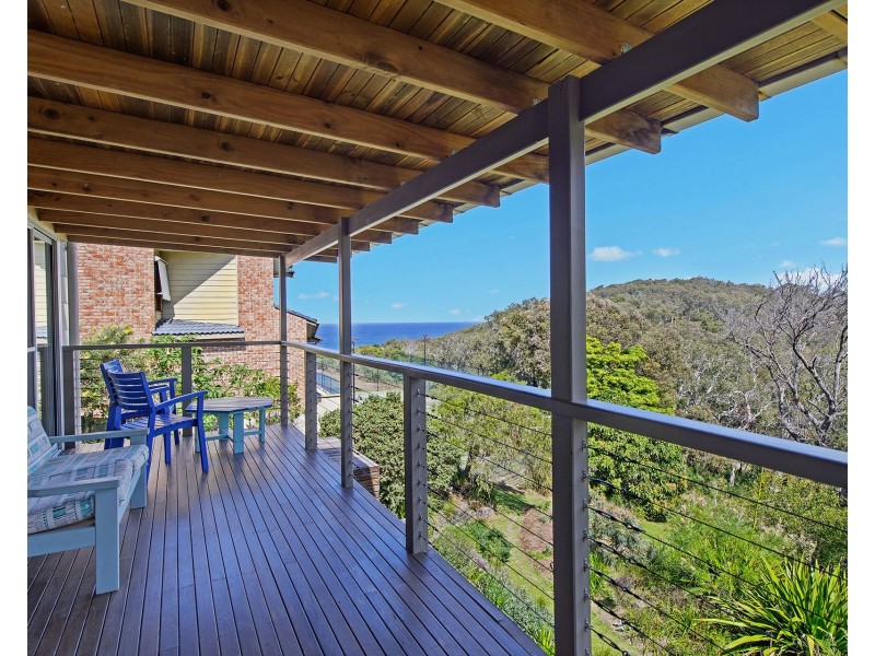 39 Skyline Crescent, Crescent Head NSW 2440
