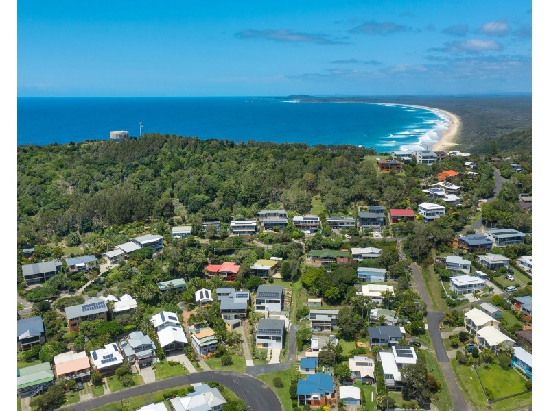 15 Scott Street, Crescent Head NSW 2440