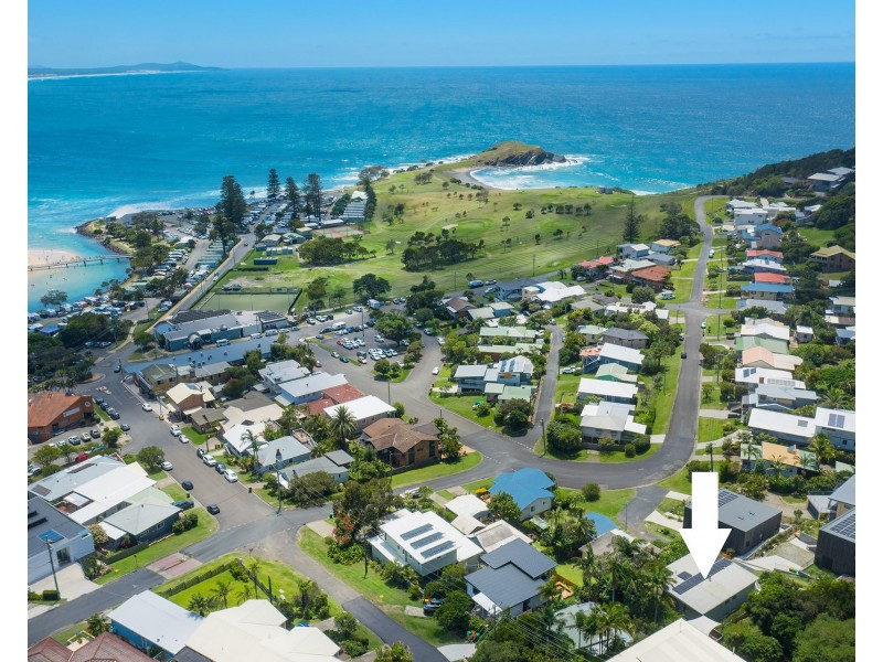 15 Scott Street, Crescent Head NSW 2440