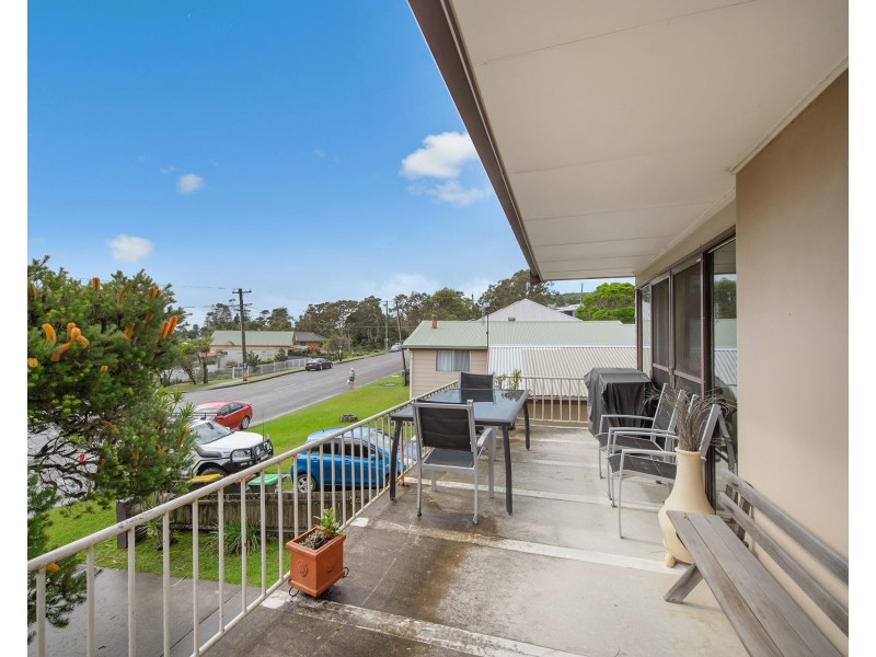 6 Pacific Street, Crescent Head NSW 2440