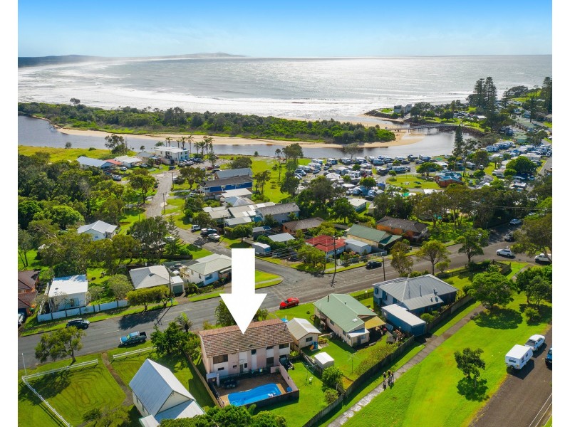 6 Pacific Street, Crescent Head NSW 2440