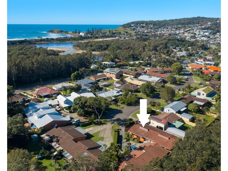1/10 Allman Place, Crescent Head NSW 2440