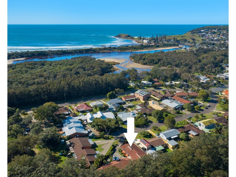 1/10 Allman Place, Crescent Head NSW 2440