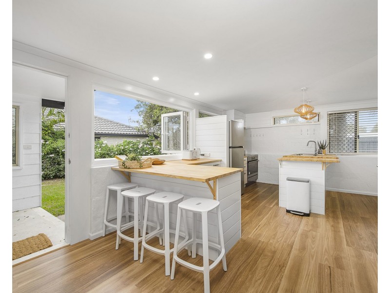 26 Pacific Street, Crescent Head NSW 2440