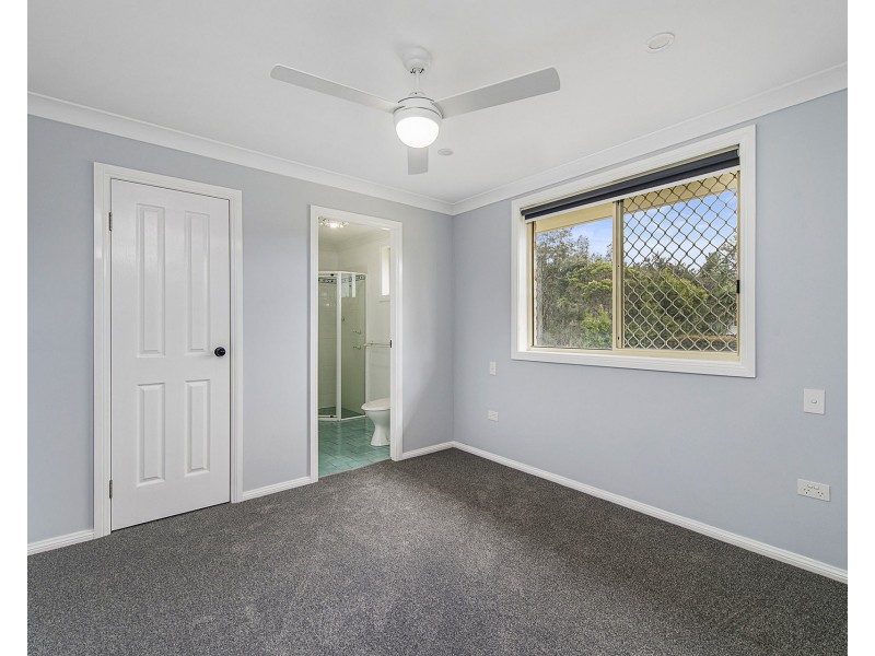 3 Richard Elrington Street, Crescent Head NSW 2440