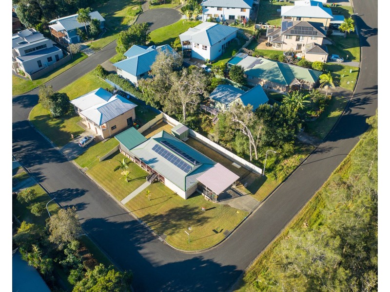 3 Richard Elrington Street, Crescent Head NSW 2440
