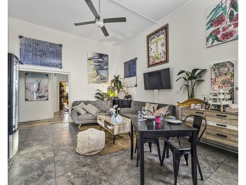 2/4 East Street, Crescent Head NSW 2440