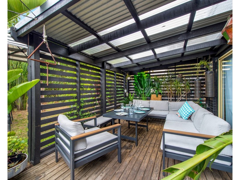 1 Scott Street, Crescent Head NSW 2440