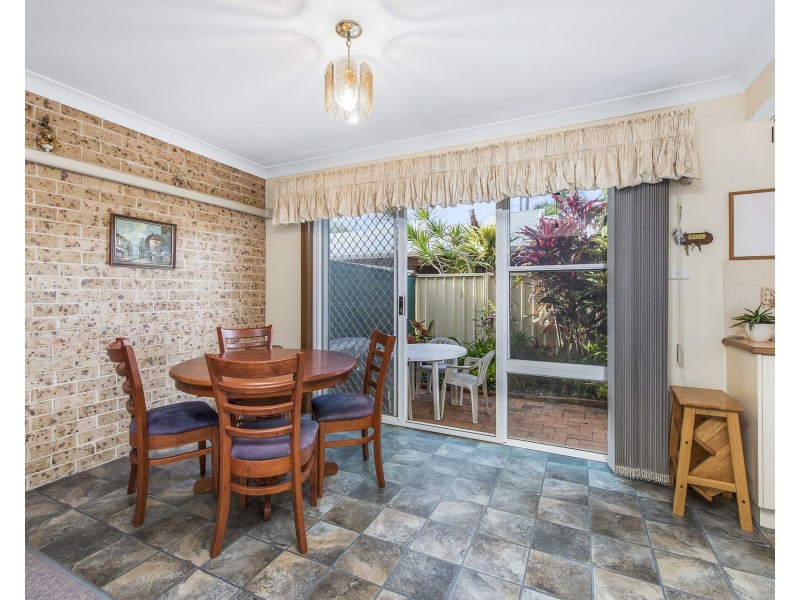 1/5 Baker Drive, Crescent Head NSW 2440