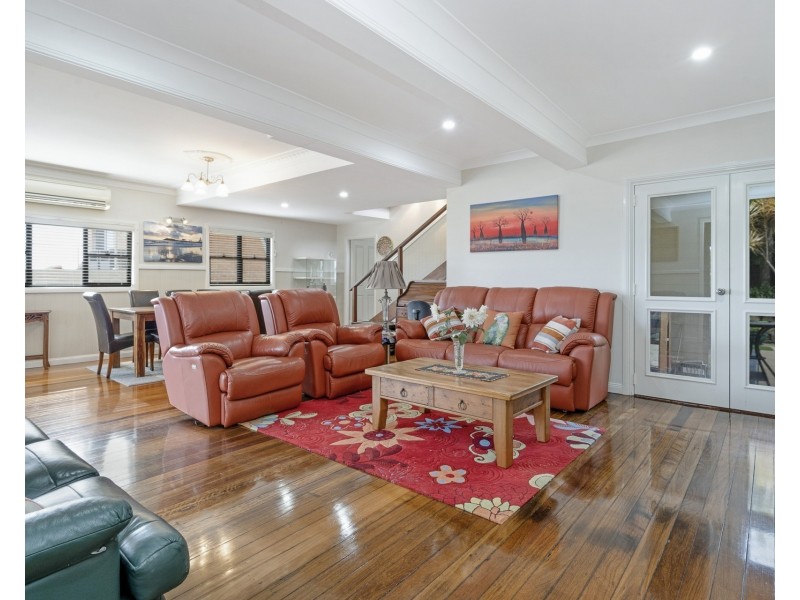 4 Kinchela Street, Crescent Head NSW 2440