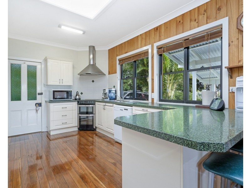 4 Kinchela Street, Crescent Head NSW 2440