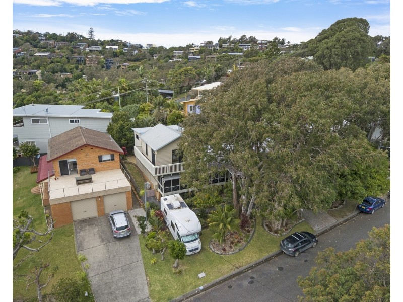 4 Kinchela Street, Crescent Head NSW 2440
