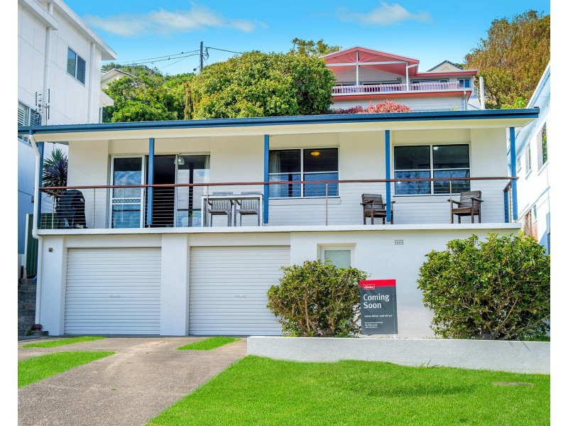 6 Stewart Street, Crescent Head NSW 2440