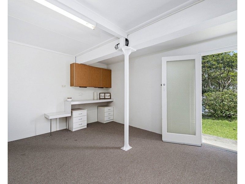 6 Stewart Street, Crescent Head NSW 2440