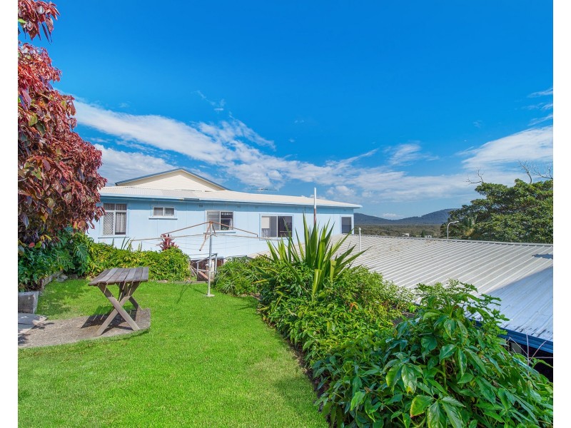 6 Stewart Street, Crescent Head NSW 2440
