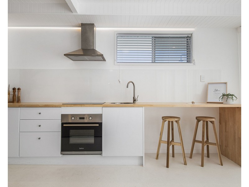 4 Beranghi Street, Crescent Head NSW 2440