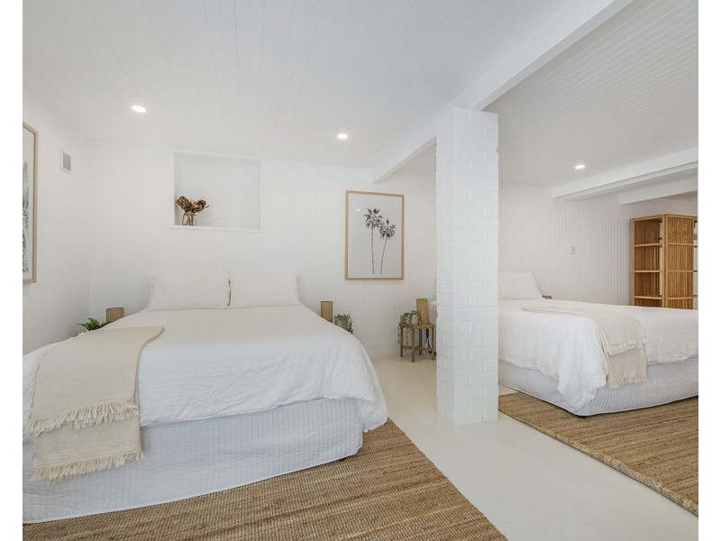 4 Beranghi Street, Crescent Head NSW 2440