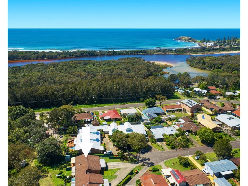 1/11 Allman Place, Crescent Head NSW 2440