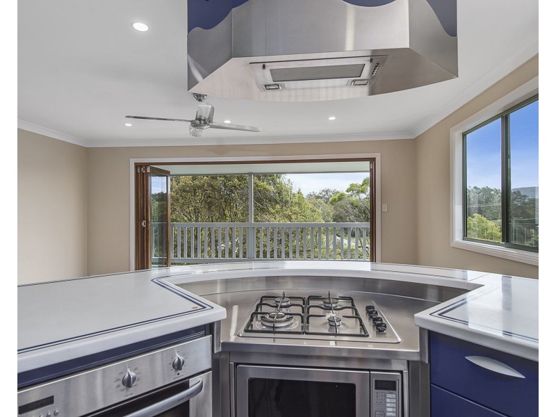 1 William Bailey Place, Crescent Head NSW 2440