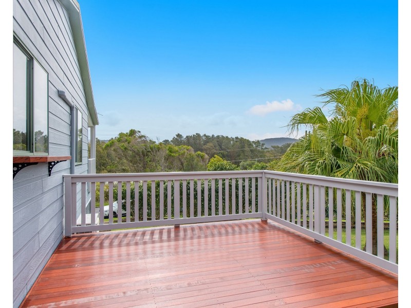1 William Bailey Place, Crescent Head NSW 2440