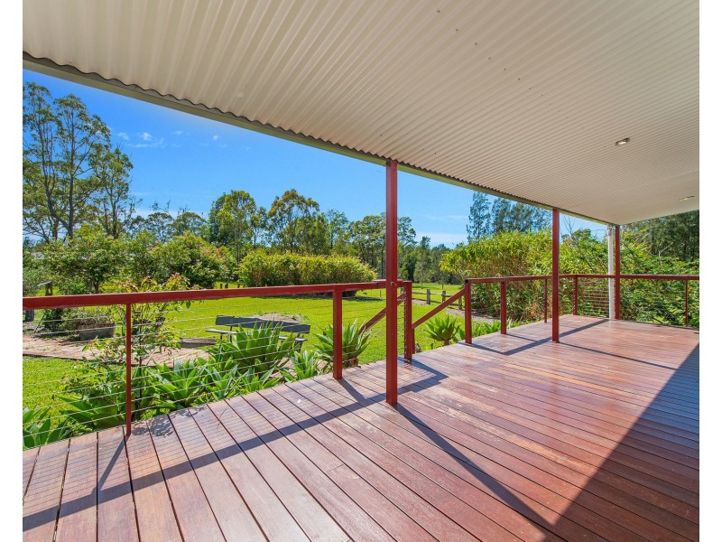 11 Penn Place, Crescent Head NSW 2440