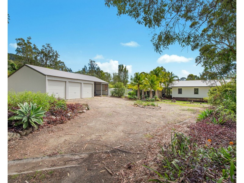 11 Penn Place, Crescent Head NSW 2440