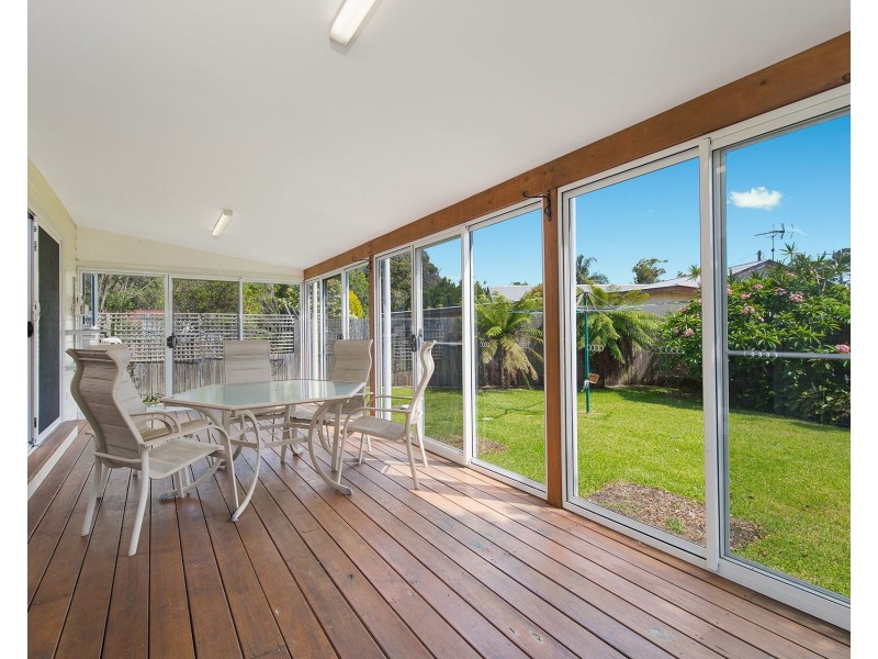 51 Pacific Street, Crescent Head NSW 2440