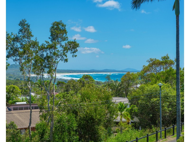 18 Noongah Terrace, Crescent Head NSW 2440