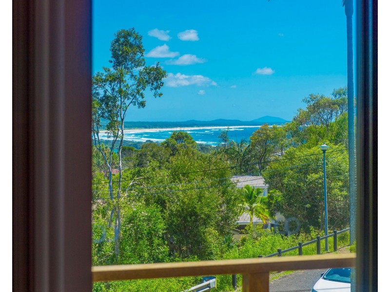 18 Noongah Terrace, Crescent Head NSW 2440