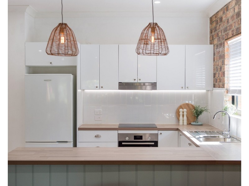 15 Main Street, Crescent Head NSW 2440