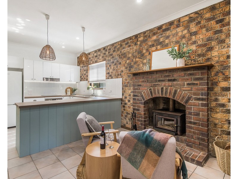 15 Main Street, Crescent Head NSW 2440