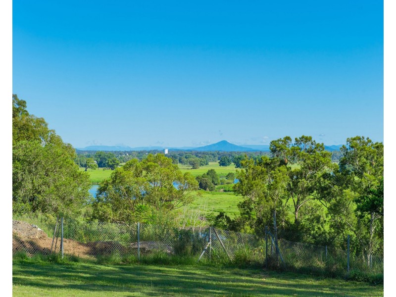 60 Bloomfield Street, South Kempsey NSW 2440