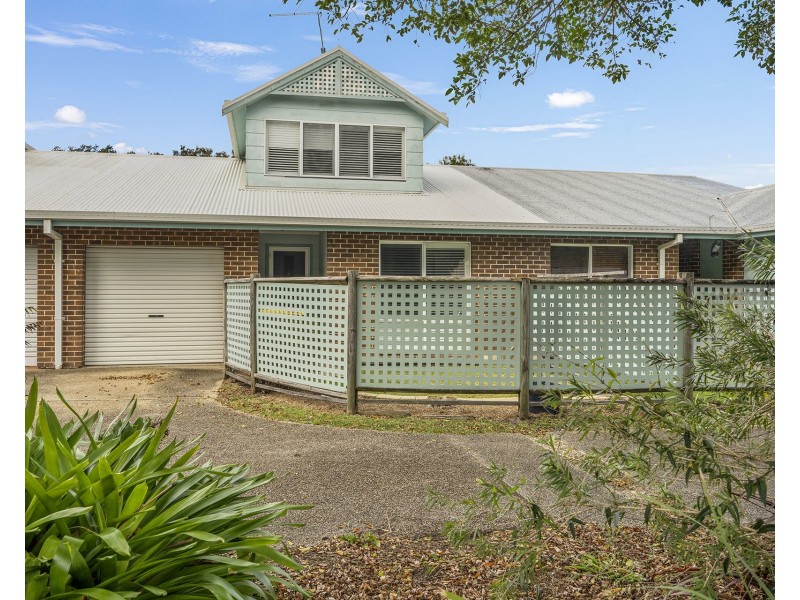 2/12-13 Allman Place, Crescent Head NSW 2440