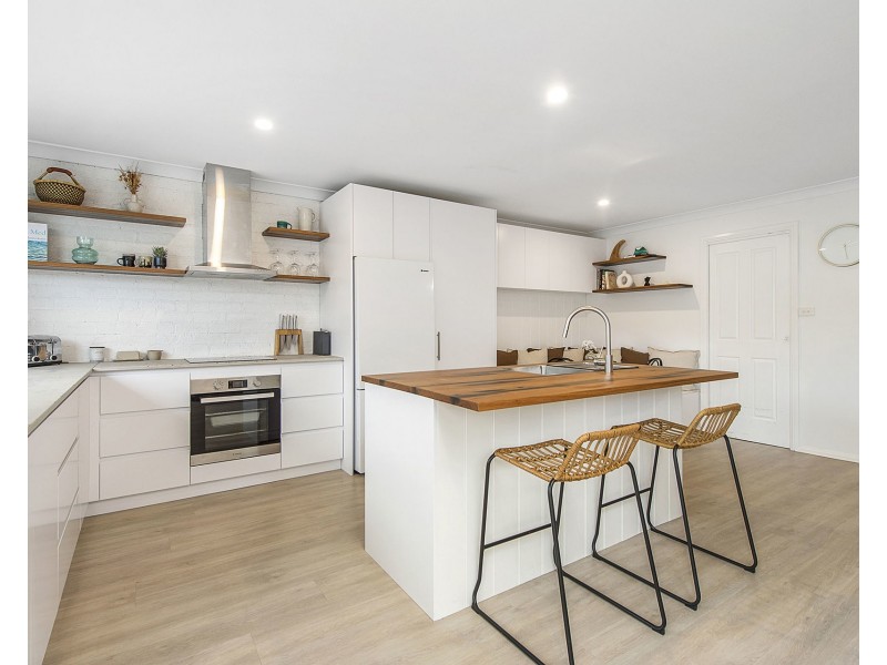 2/1 Allman Place, Crescent Head NSW 2440