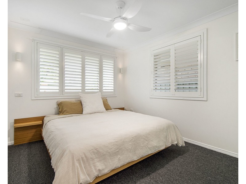 2/1 Allman Place, Crescent Head NSW 2440