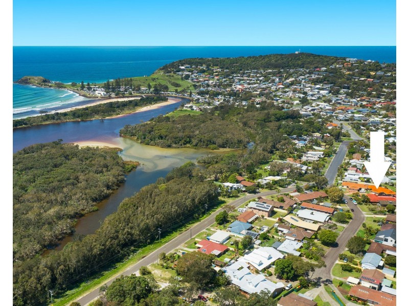 2/1 Allman Place, Crescent Head NSW 2440