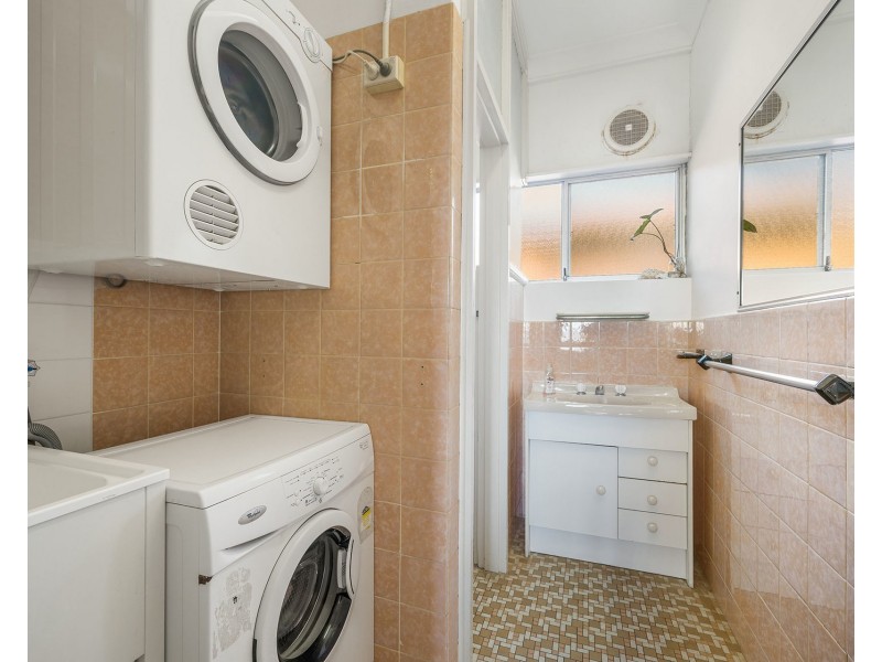 2 Gowing Street, Crescent Head NSW 2440