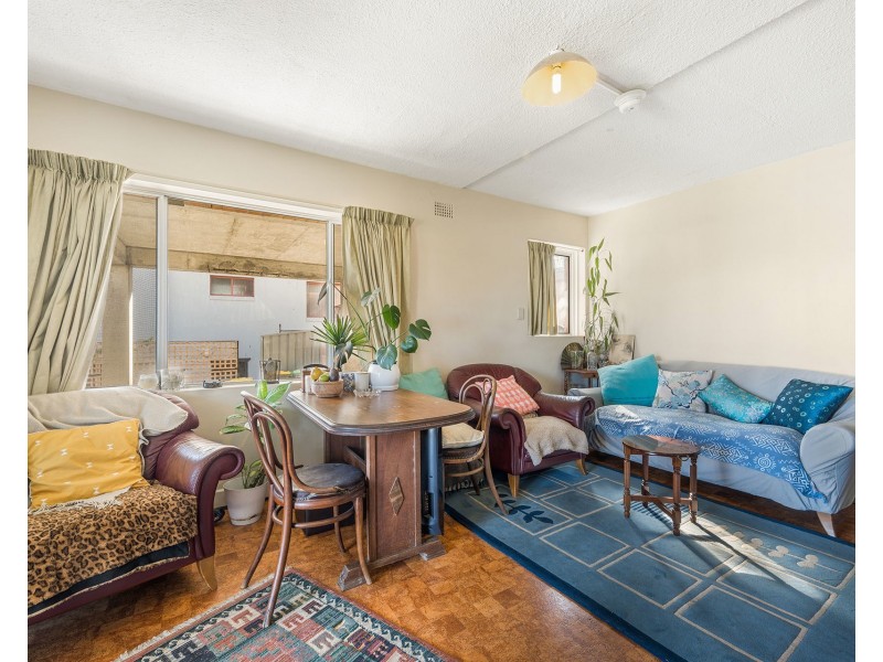 2 Gowing Street, Crescent Head NSW 2440